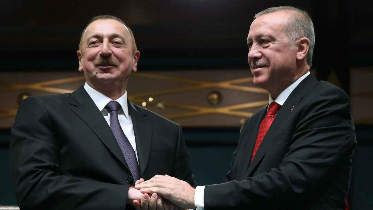 İlham Aliyev'den Cumhurbaşkanı Erdoğan'a tebrik telefonu