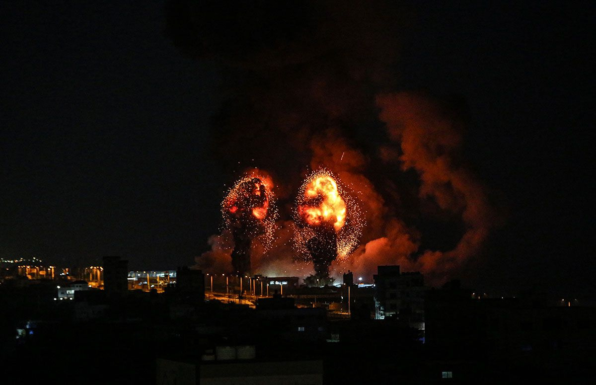 İsrail savaş uçakları, Gazze'yi vurdu! Hamas'ın roket imalathaneleri patladı