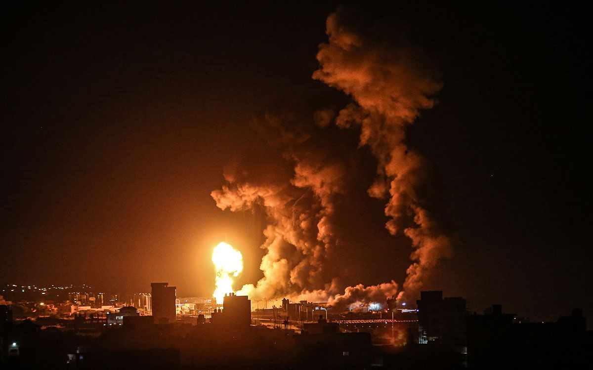 İsrail savaş uçakları, Gazze'yi vurdu! Hamas'ın roket imalathaneleri patladı