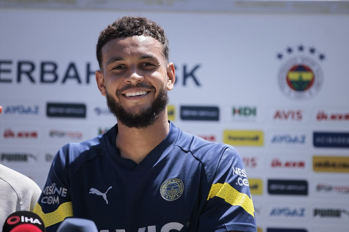 Fenerbahçe'nin yeni transferi Joshua King: Kariyerimdeki en büyük camiaya geldim