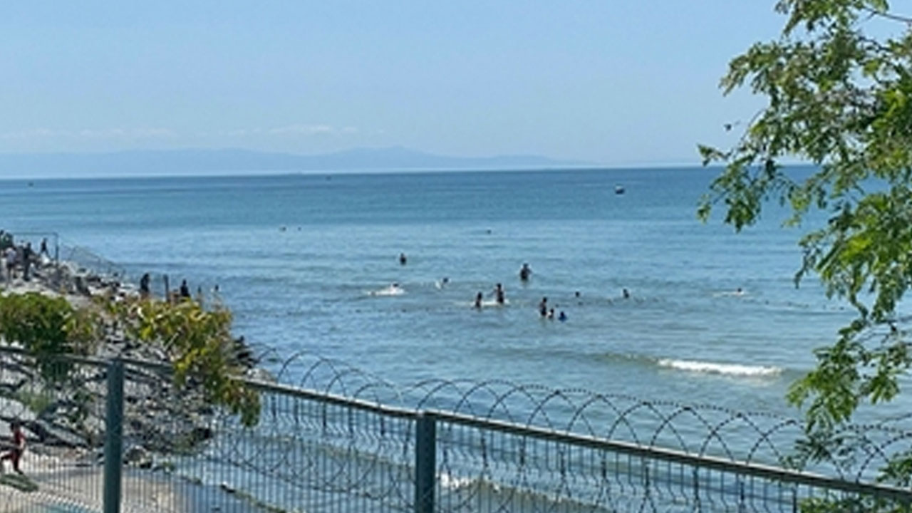 Atık su iddiaları! İSKİ'den Florya Plajı açıklaması