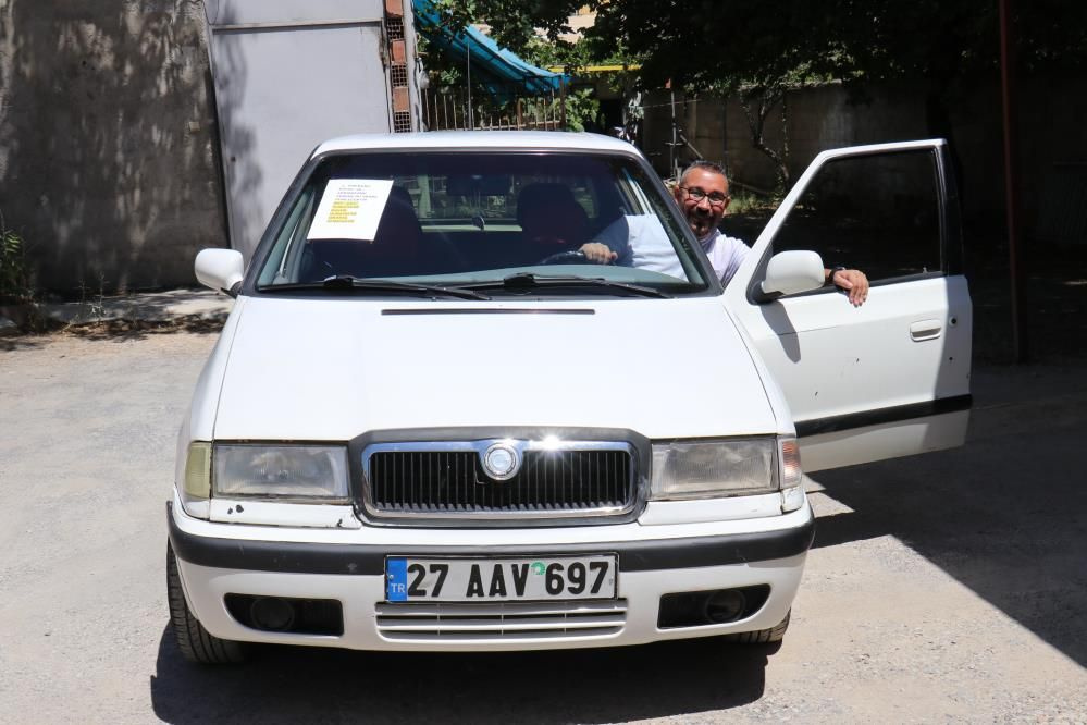 Kayısı karşılığında otomobilini veriyor Malatyalı esnafın ilginç takas notu