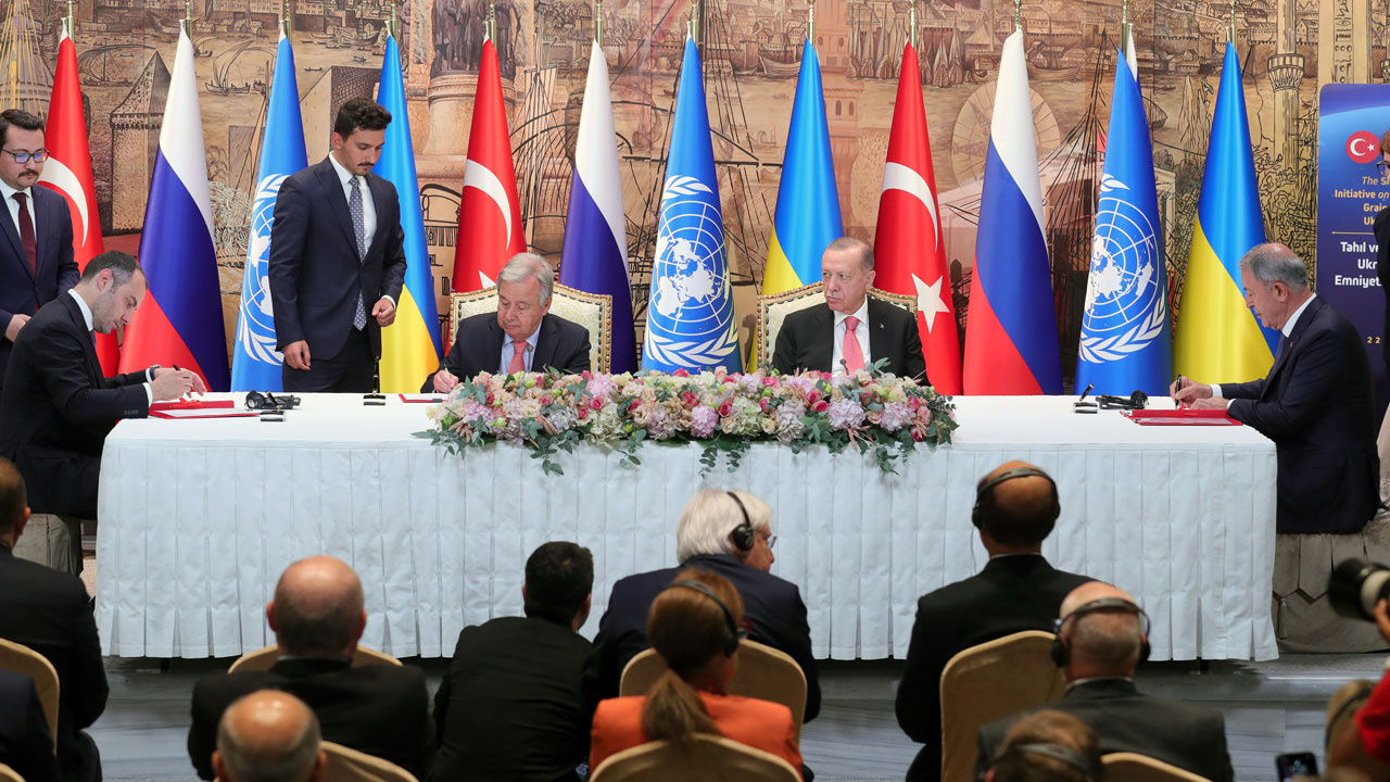 İstanbul'da tarihi Tahıl Sevkiyatı Anlaşması imzalandı! BM Genel Sekreteri: Erdoğan sayesinde oldu