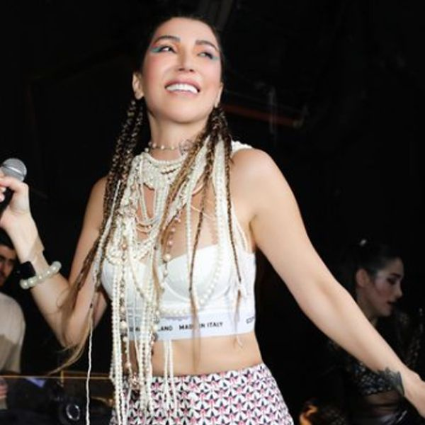 Malatya'da konser veren Hande Yener yeğeniyle sürpriz düet yaptı, övgüler yağdırdı! Benden sonra...