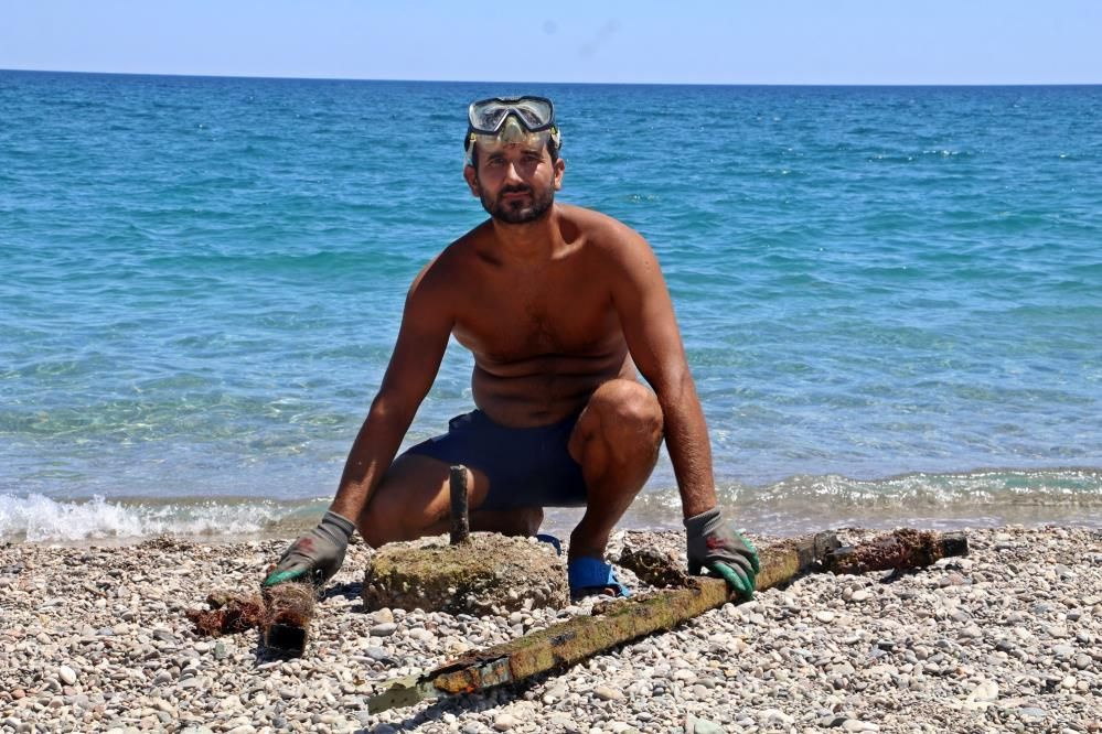 Antalya'da işsiz kalan şoför denizin dibinde servet buldu aylık kazancı dudak uçuklatıyor