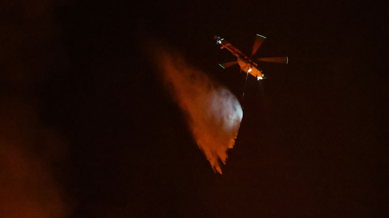 Aydın'da orman yangını: Gece görüşlü helikopterler bölgeye sevk edildi