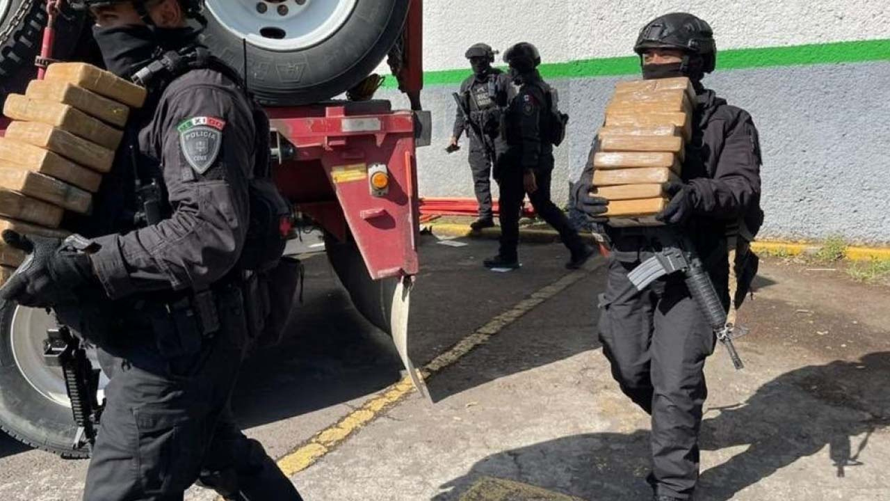 Tırın altında ele geçirildi piyasa değerine bakın! 1.6 ton kokain Meksika'da yakalandı