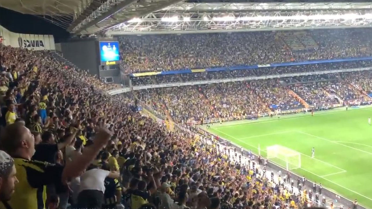 Dinamo Kiev maçında Fenerbahçe taraftarlarından 'Vladimir Putin' tezahüratı