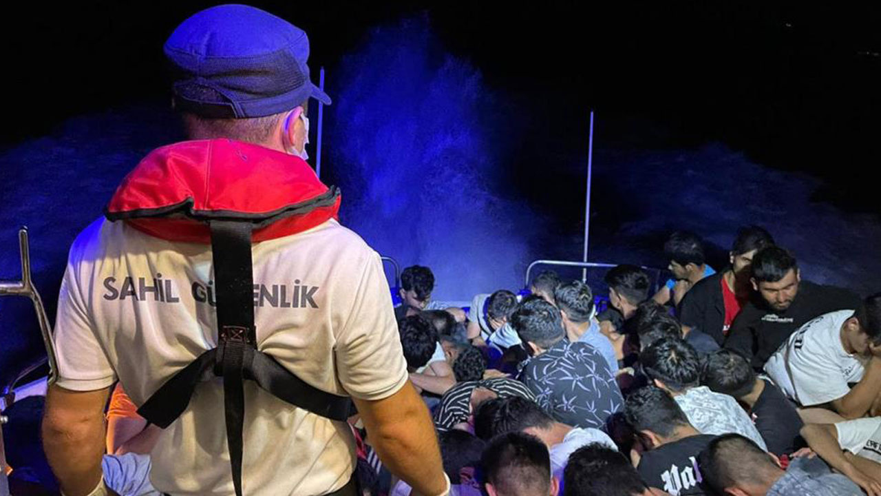 Datça’da ve Bodrum’da 98 göçmen kurtarıldı