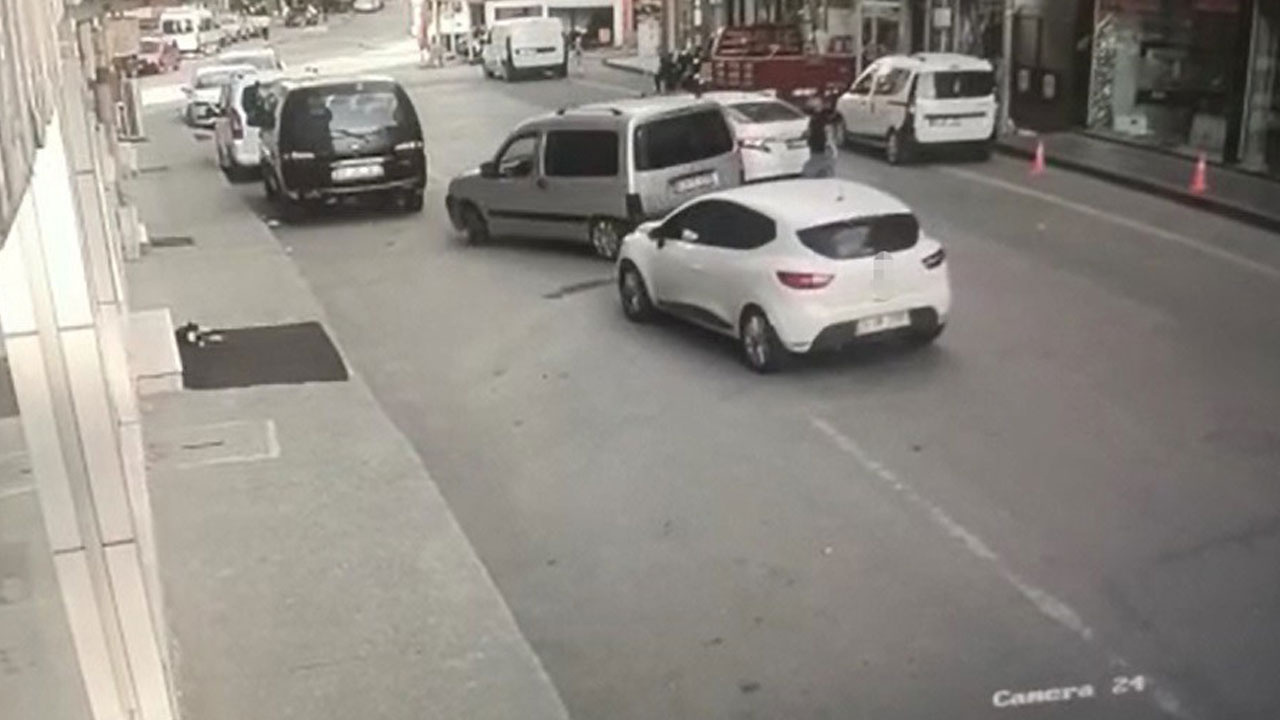 Dur ihtarına uymadı, araçla polise çarpıp kaçtı!
