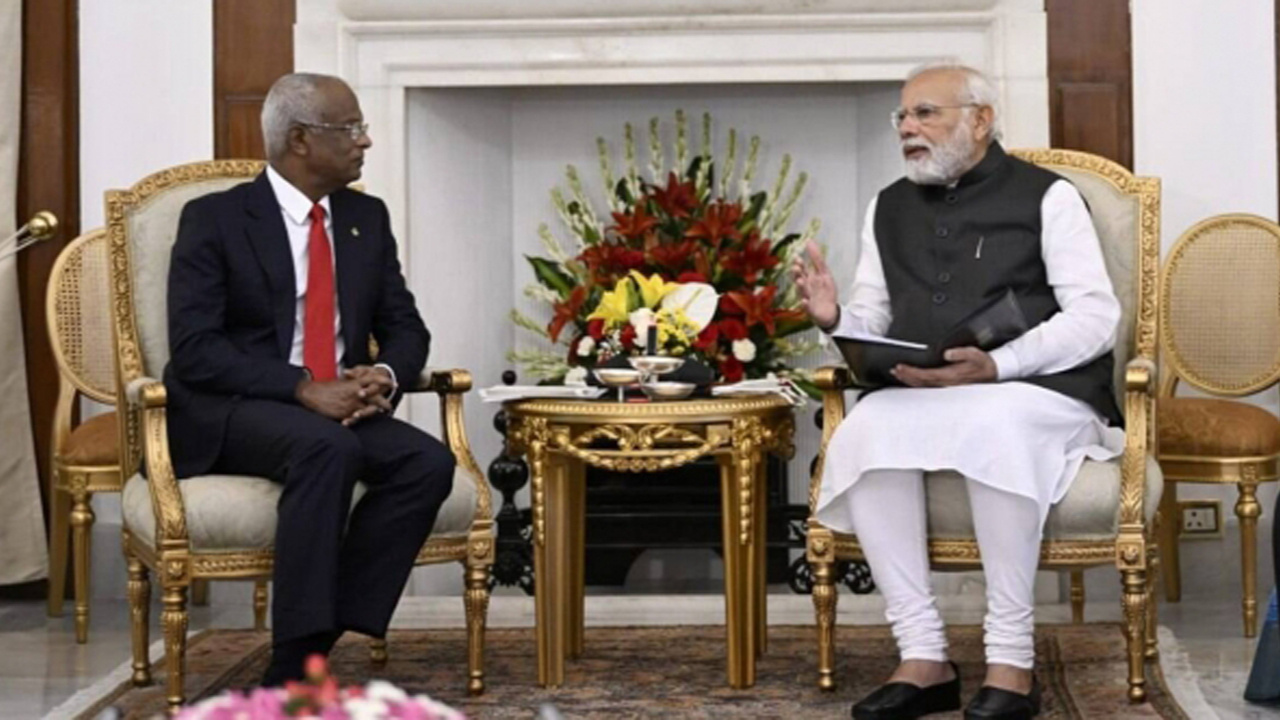 Hindistan'dan Maldivler'e 100 milyon dolar kredi