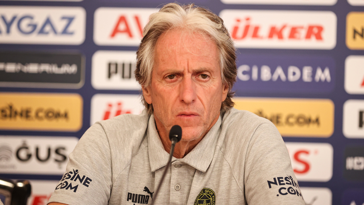 Slovacko maçı öncesi Jorge Jesus: Önceliğimiz Süper Lig