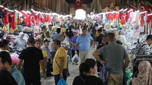 Edirne'de Bulgarlar pazar alışverişinin dışına çıktı ev dizmeye başladı