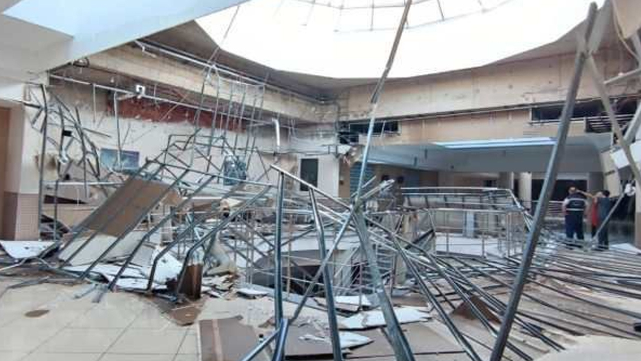 Kartal Anadolu Adliyesi'nde asma tavan çöktü