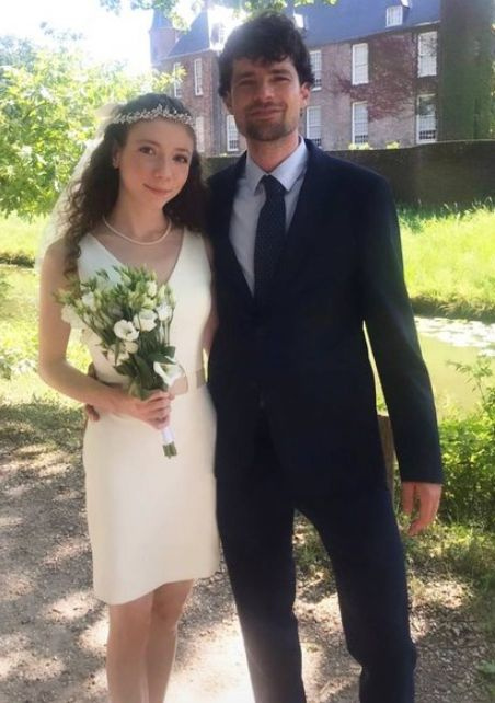 Ece Yüksel sade bir törenle evlendi! Nikah fotoğrafları sosyal medyada viral oldu! Bakın damat kim çıktı...