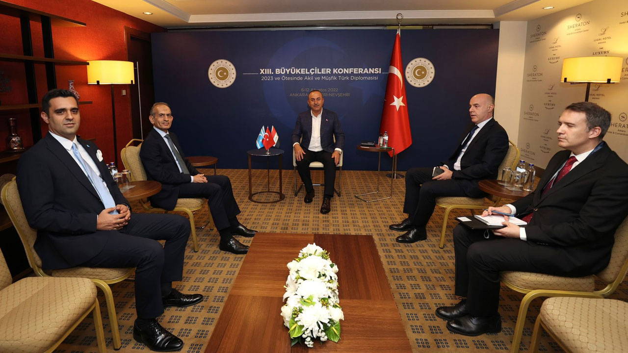 Bakan Çavuşoğlu, Irak Türkmen Cephesi Başkanı ile görüştü