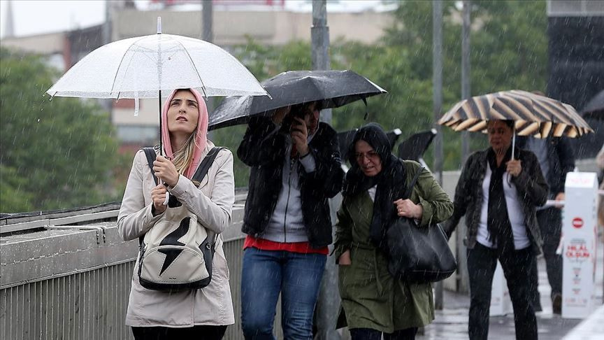Meteoroloji'nin haritası alarm veriyor! AKOM'dan İstanbul için uyarı saat verildi