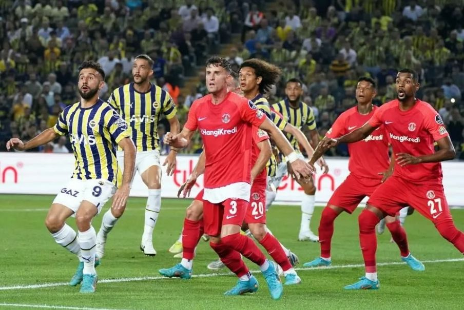 Fenerbahçe'de Miha Zajc sosyal medyayı ayağa kaldırdı