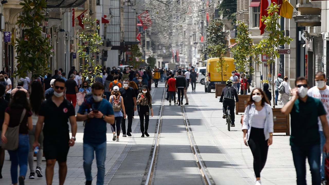 Oturduğunuz ilçede en çok nereli yaşıyor? TÜİK'ten çarpıcı veri! İstanbul'da ilçe nüfusları