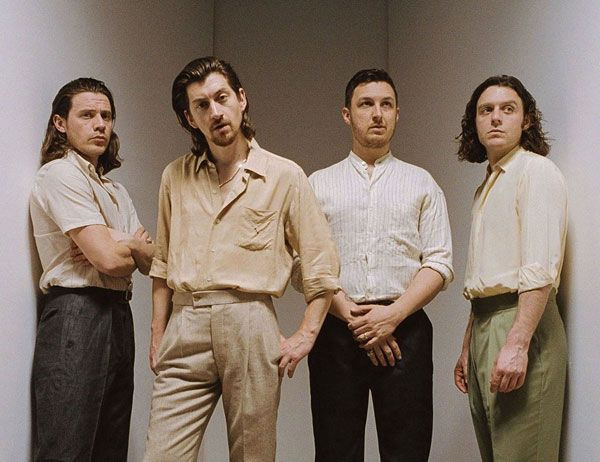 Dünyaca ünlü grup Arctic Monkeys'i kovmuştu! Beyoğlu'ndaki bakkal konuştu