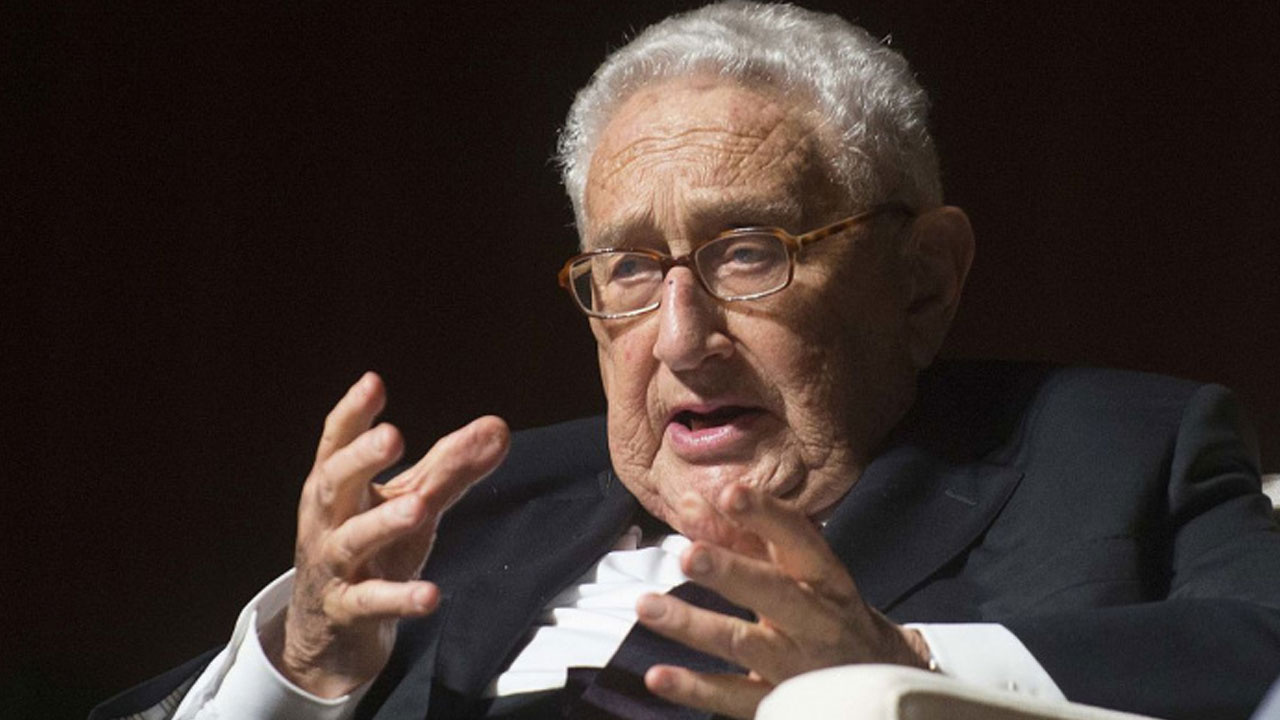 Dökülmeye başladılar... Henry Kissinger'den şok itiraf! Kendi hatalarımız savaşın eşiğine sürükledi