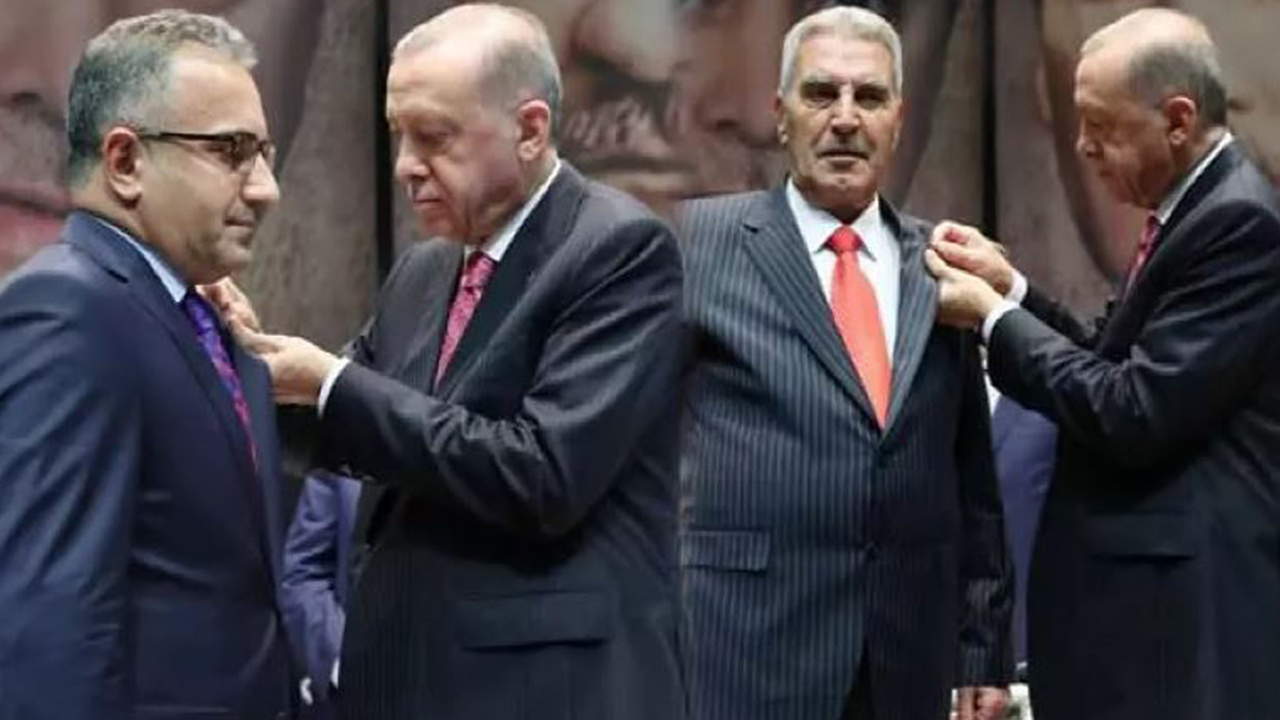 CHP ve Saadet Partisi'nden ayrılıp AK Parti'ye katıldılar! Rozetlerini Erdoğan taktı