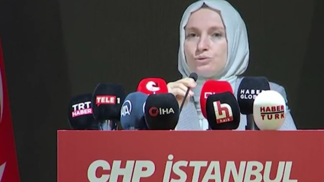 Kılıçdaroğlu'nun 'helalleşme'  etkinliğinde konuşan kişi LGBT ve Türklere yönelik soykırım iftirası atan Fatma Yavuz