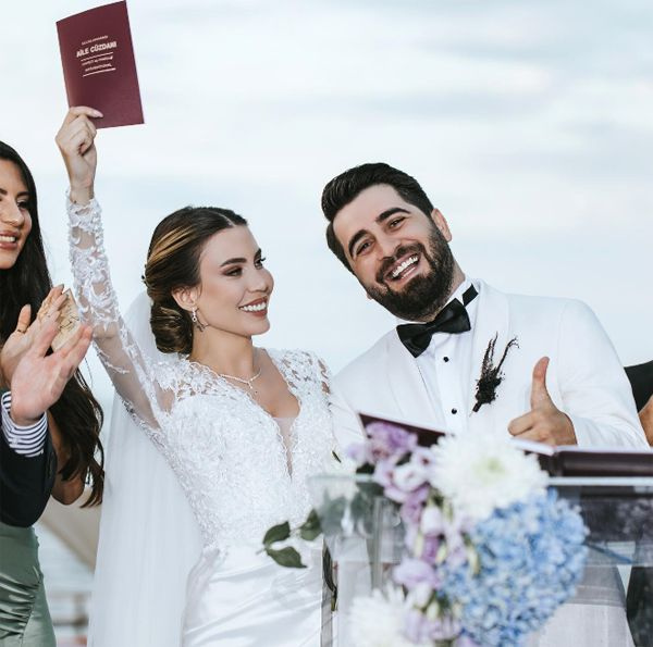 Fenomen çiftten evliliklerine dair şok eden açıklama! Herkese ayrılıyoruz demişlerdi bakın işin aslı neymiş...