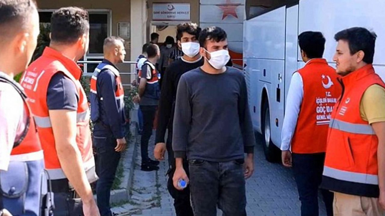 İstanbul'da yakalanan 38 göçmen sınır dışı edilecek