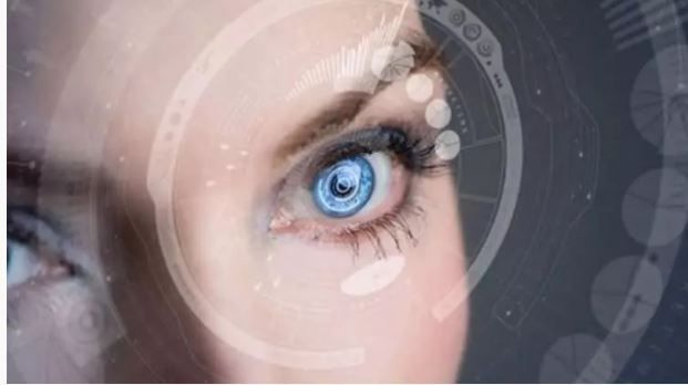 Black Mirror filmi gerçek oluyor! Gözlerinizle 4K video çekebilir hatta internete bağlanabilirsiniz