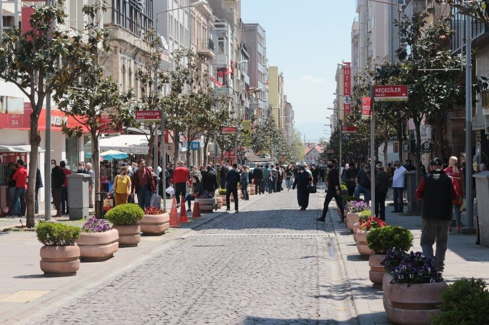Herkes memleketinde yaşasa Türkiye'nin en kalabalık ili hangisi olurdu? TÜİK açıkladı Şanlıurfa, Konya, İstanbul...