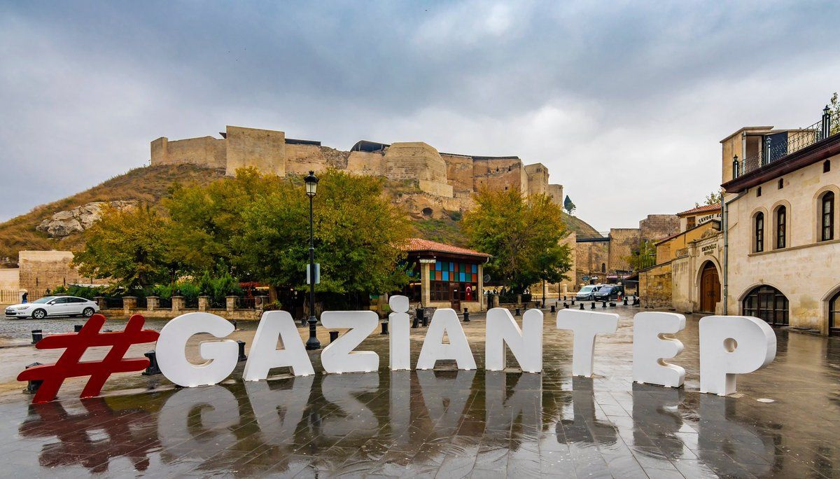 Herkes memleketinde yaşasa Türkiye'nin en kalabalık ili hangisi olurdu? TÜİK açıkladı Şanlıurfa, Konya, İstanbul...