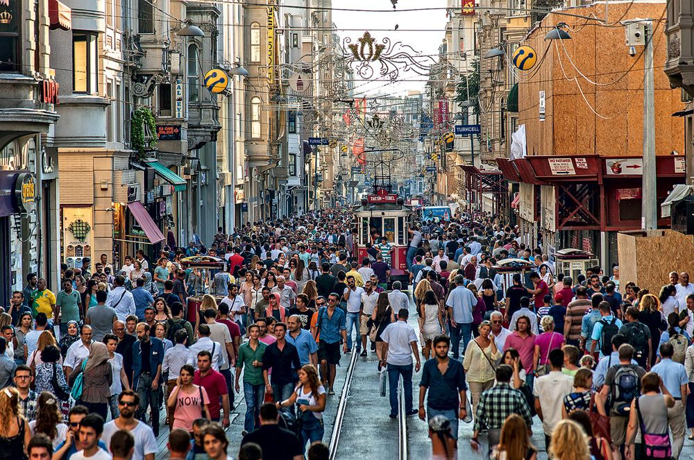 Herkes memleketinde yaşasa Türkiye'nin en kalabalık ili hangisi olurdu? TÜİK açıkladı Şanlıurfa, Konya, İstanbul...