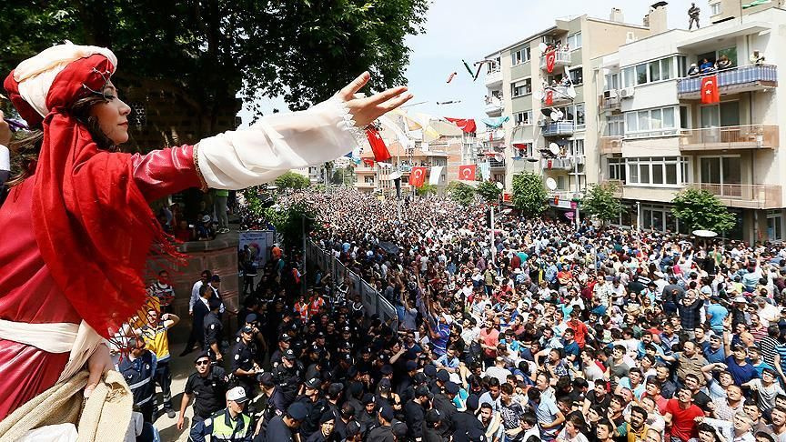 Herkes memleketinde yaşasa Türkiye'nin en kalabalık ili hangisi olurdu? TÜİK açıkladı Şanlıurfa, Konya, İstanbul...