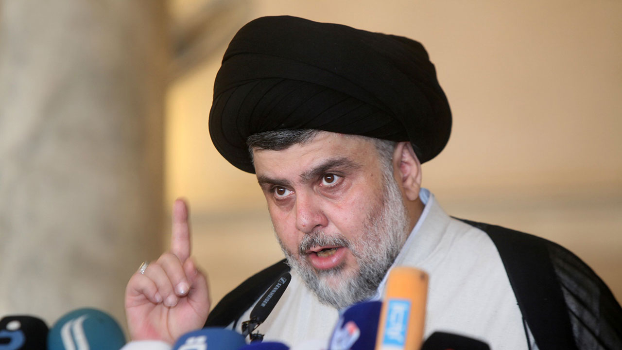 Irak'ta flaş gelişme! Şii lider Sadr siyasetten çekildi