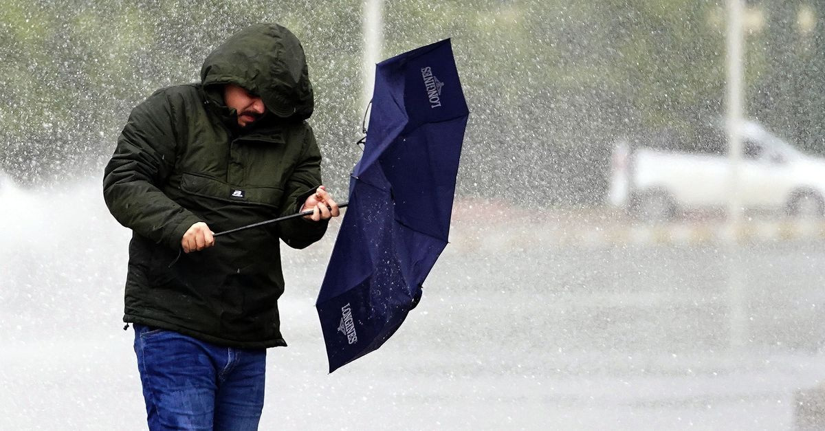 Sıcaklıklar düşüyor Meteoroloji tarih verdi! Sağanak yağışa dikkat... AKOM'dan İstanbul uyarısı