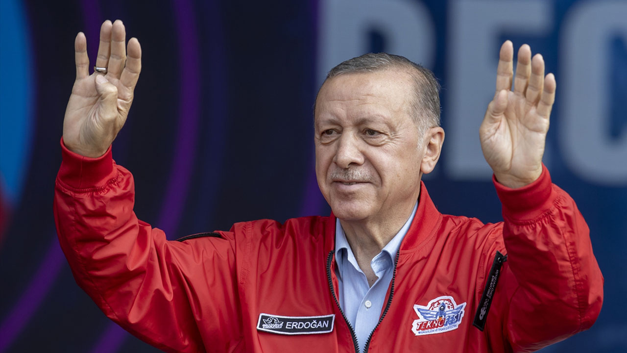 Cumhurbaşkanı Erdoğan'dan TEKNOFEST'te Yunanistan'a: İleri gidersen bedeli ağır olur