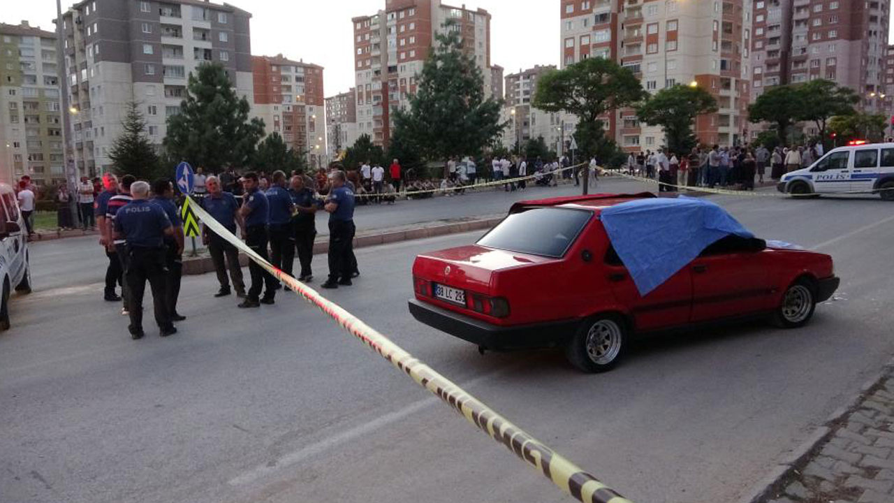 Kayseri'de 'intikam' cinayeti! Araç içerisinde silahla vurarak öldürdü.