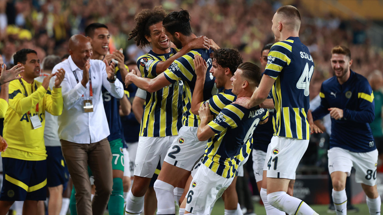 Batshuayi ilk maçında attı! Fenerbahçe, Avrupa’da galibiyetle başladı