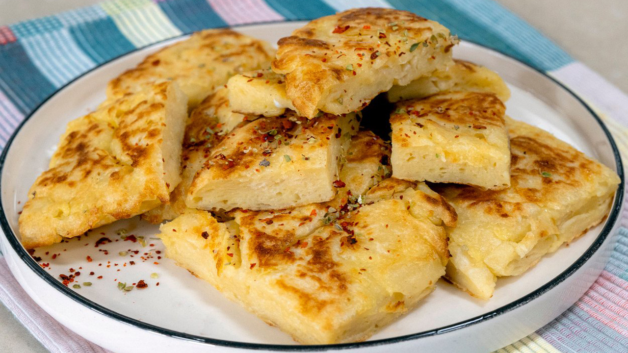 1 yufka 1 yumurtanız varsa böreğiniz hazır! İşte öğün savan nefis börek tarifi