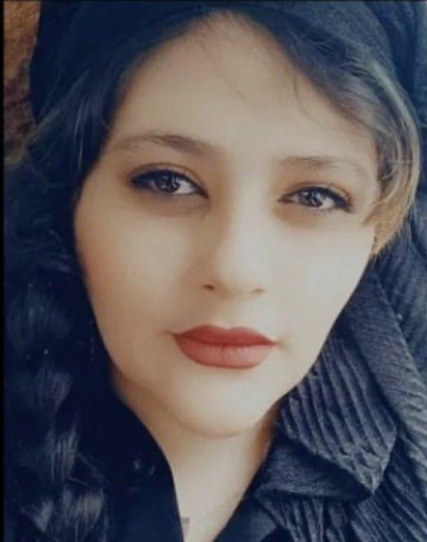 İran'da ahlak polisinin gözaltına aldığı genç kız komaya girip öldü! Tepkiler çığ gibi