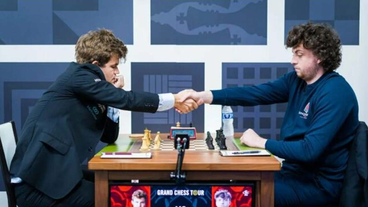 Şampiyonu yendi, satranç dünyasında tartışılıyor: Seks oyuncağı kullandı