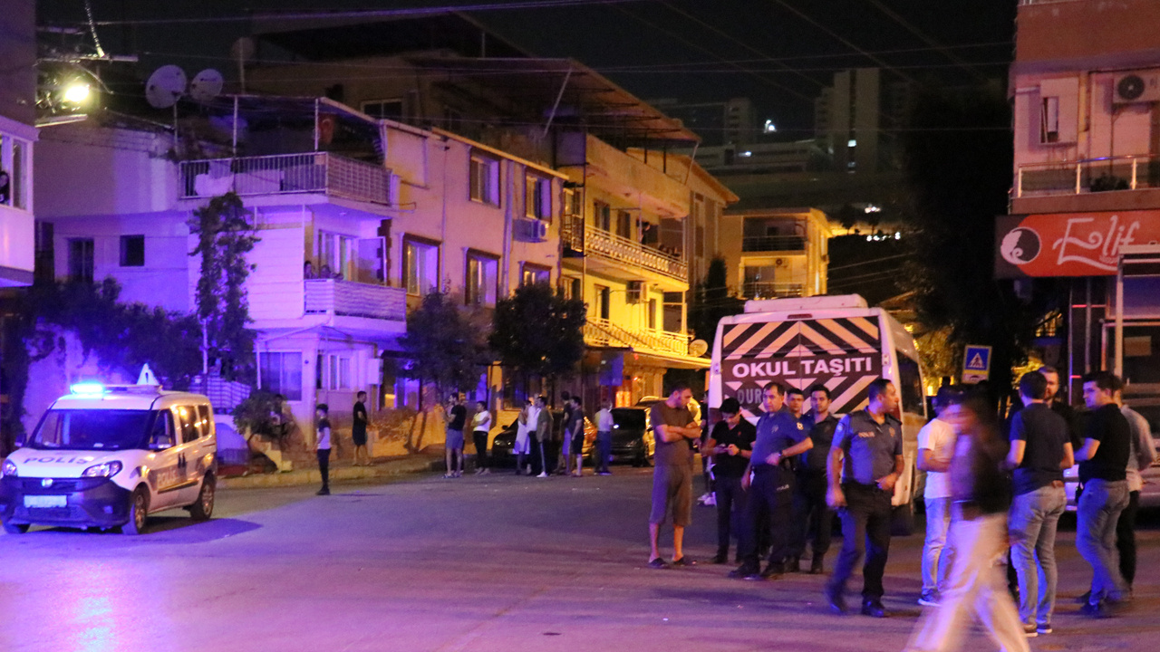 İzmir'de düğün sonrası ortalık karıştı! Bir polis yaralandı