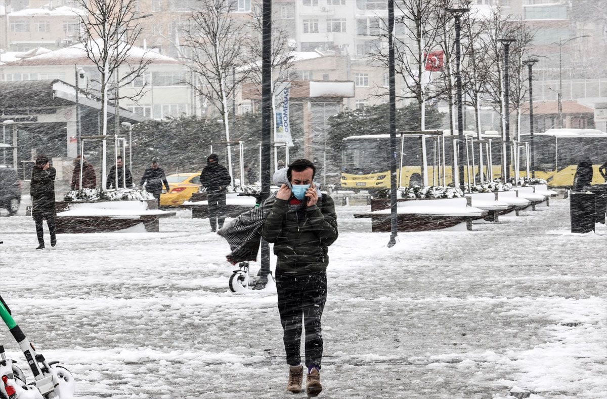 Kar ve soğuk fena geliyor! Meteoroloji'nin 5 günlük hava durumu haritası alarm veriyor bu geceye dikkat İstanbul, Ankara, İzmir...