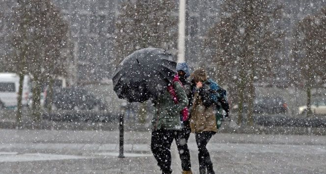 Meteoroloji'den kar, soğuk ve sağanak yağış uyarısı! Resmen donacağız İstanbul, Ankara, Sakarya, Kocaeli...
