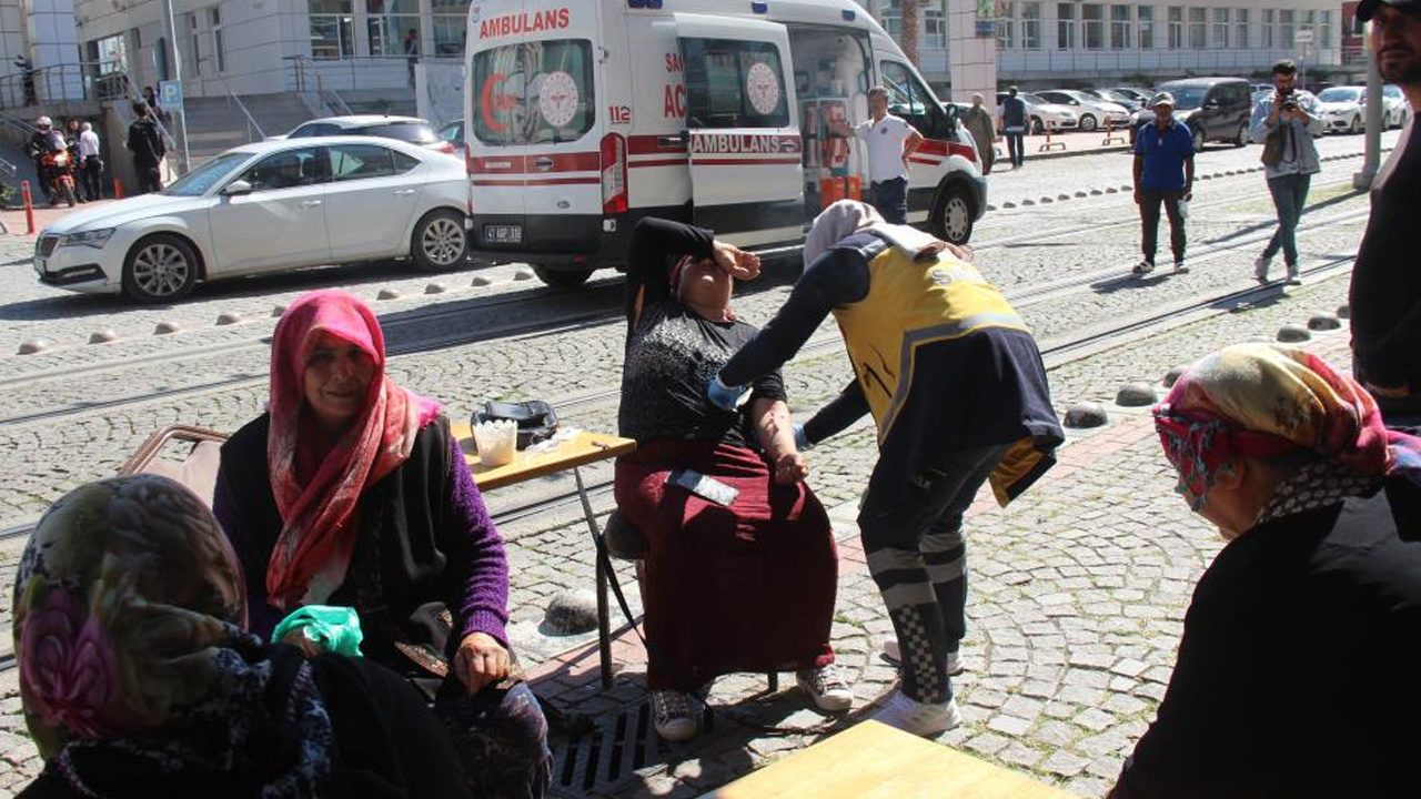 Kocaeli'de cami avlusunda makaslı dehşet! Annesi baygınlık geçirdi