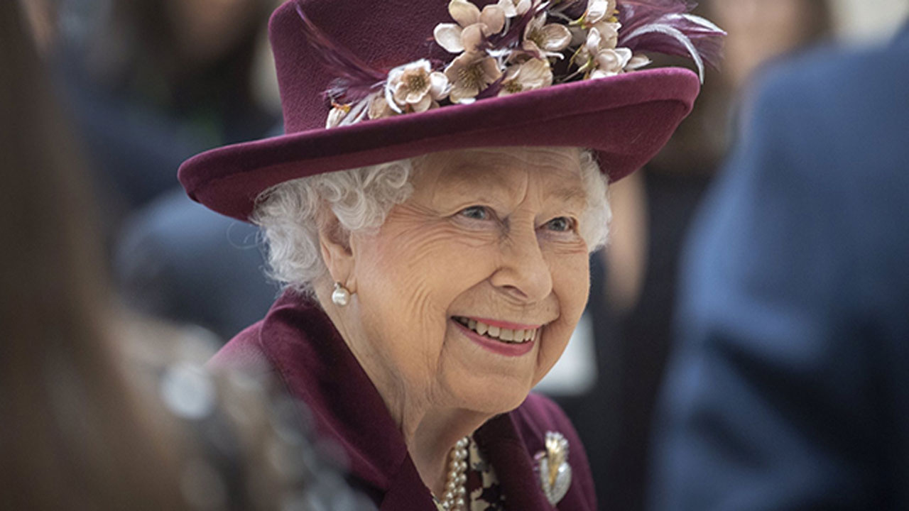 İngiltere Kraliçesi 2. Elizabeth'in ölüm nedeni belli oldu! Ölüm belgesini kızı imzaladı
