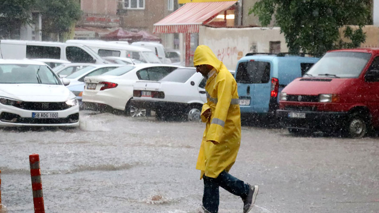 Meteoroloji'den kritik uyarı! Kavurucu sıcakların ardından çok fena geliyor İstanbul, Kocaeli, Edirne...