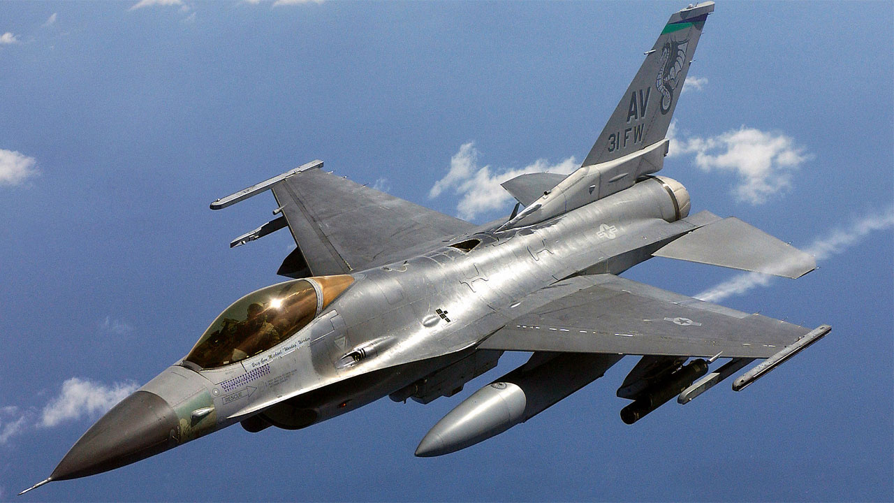 ABD senatosunun en etkili isminden Türkiye'ye F-16 satışını kısıtlamak için yeni adım