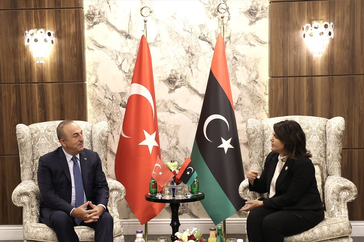 Türkiye'den Libya'ya üst düzey ziyaret! Bakan Çavuşoğlu'ndan flaş açıklamalar